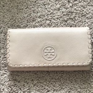 Tory Burch light blush pink wallet